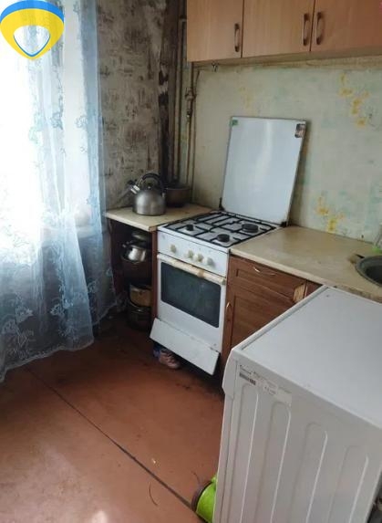 продажа трехкомнатной квартиры номер A-174695 в Суворовском районе, фото номер 4
